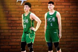 媒体人：张峻豪&黄秋实本月前往西班牙 未来三年费用仍由辽篮承担